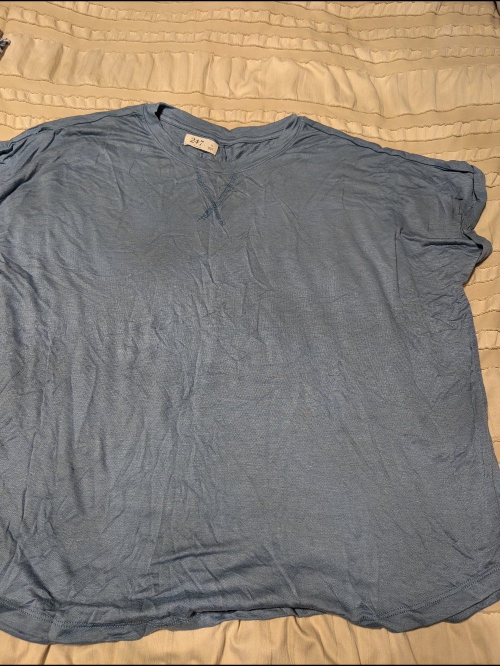 Maurices Light Blue Short Sleeve Women's Tee